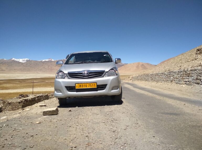 7 Top tips to hire taxi from srinagar to leh