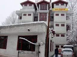 10 AFFORDABLE HOTELS IN SRINAGAR FOR BUDGET TRAVELERS