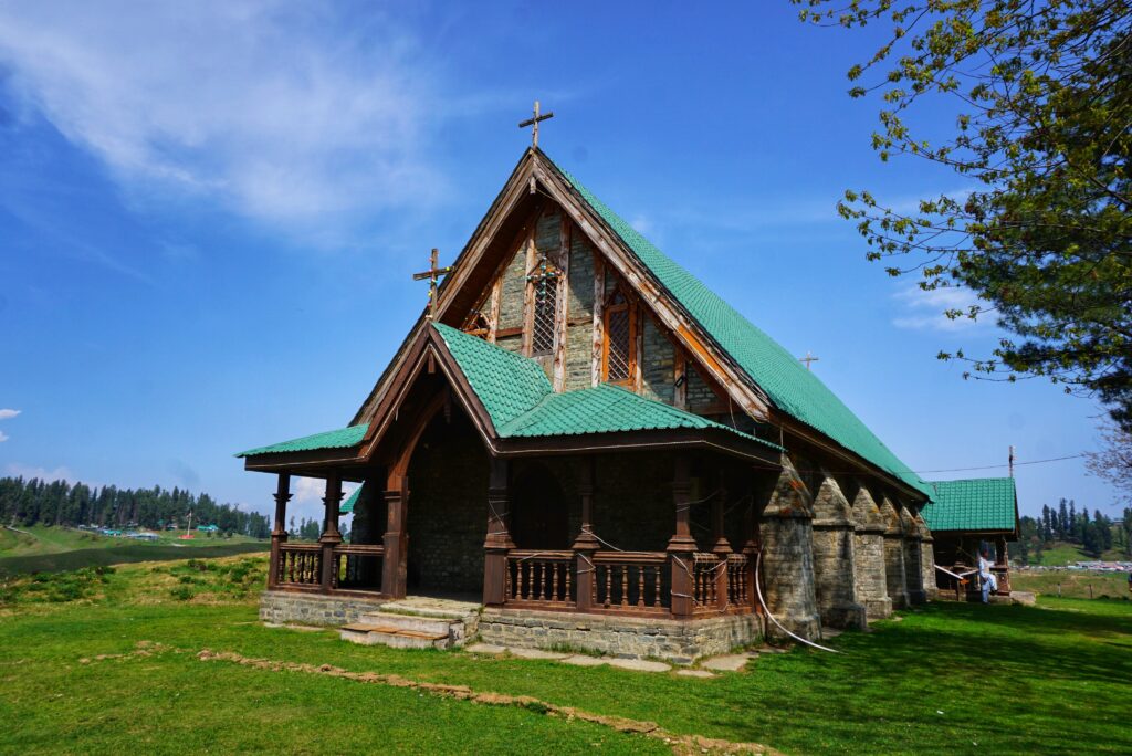 St._Mary's_Church,_Gulmarg