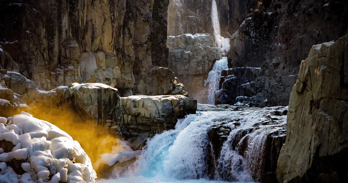 Aharbal Waterfall Kashmir